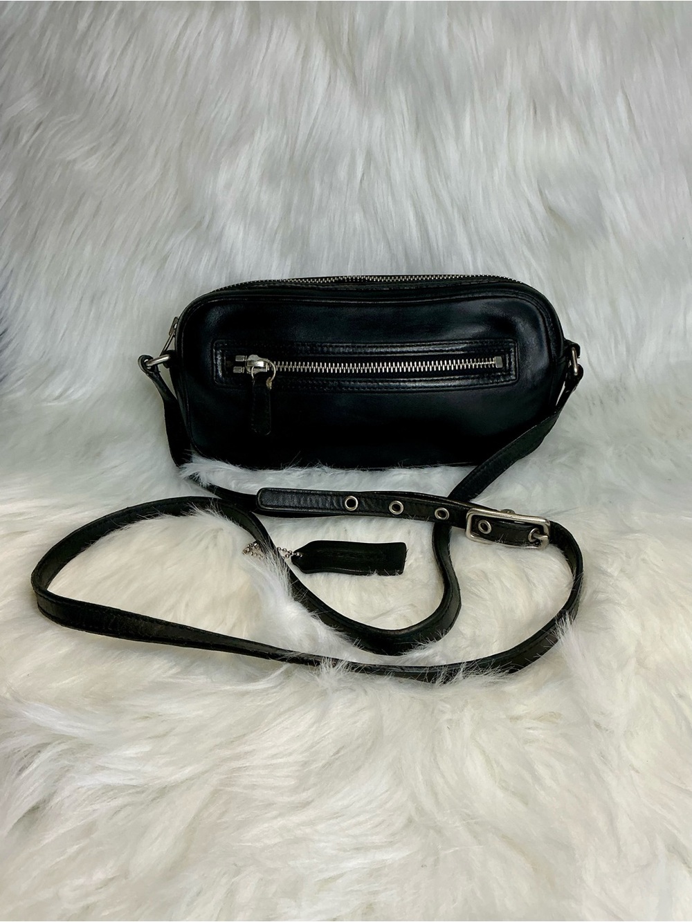 COACH Black Baguette Barrel Handbag No. M23-9589